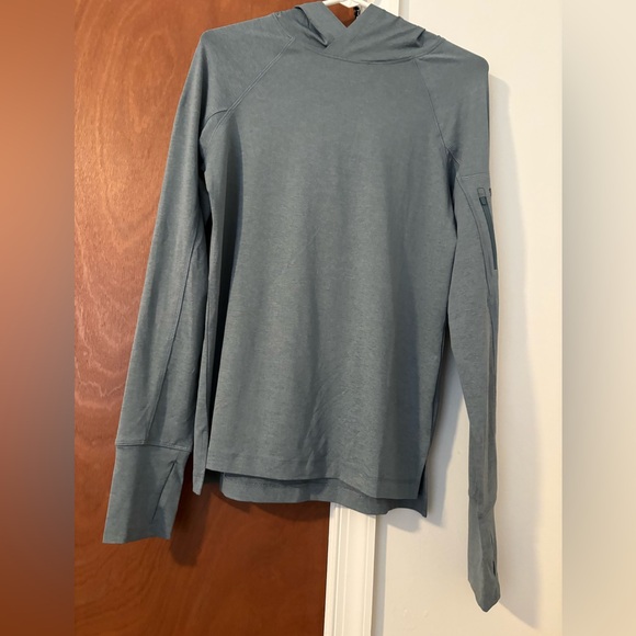 NWOT!! Women’s Duck Camp- Essential Dri Release Hoodie. Size Small. Brand New - Picture 1 of 5